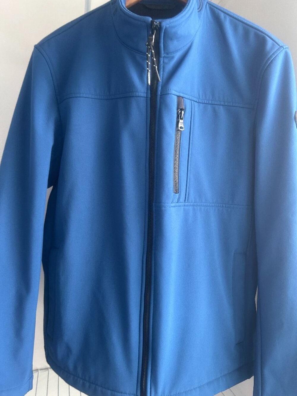 Calvin Klein Men’s Blue Softshell Jacket Size Small